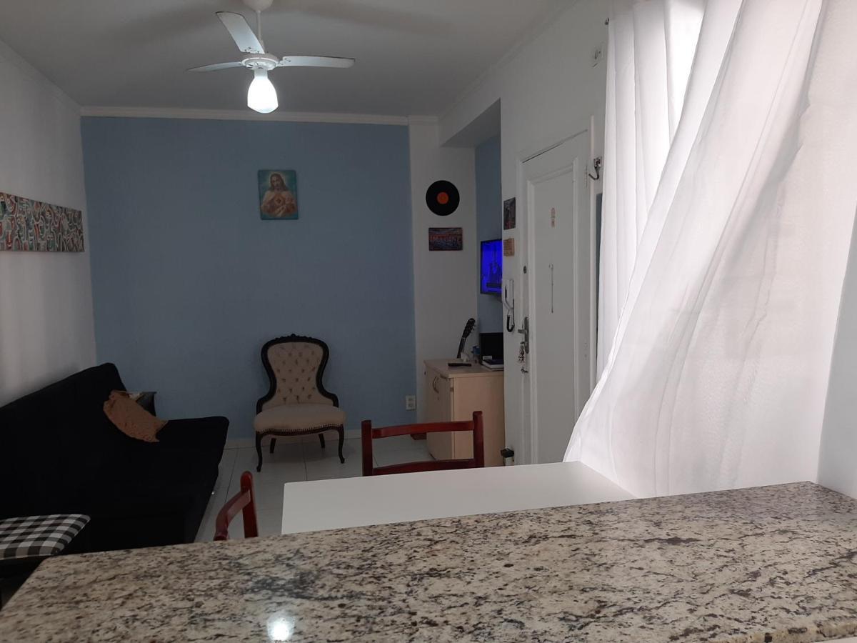 Apartamento Vento E Mar - 2 Quartos Com Sacada Na Quadra Da Praia Do Gonzaga サントス エクステリア 写真